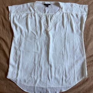 Banana Republic White V-Neck Blouse